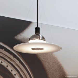 FLOS Frisbi – závěsná lampa s bílým diskem