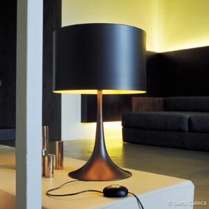FLOS Spun Light T2 – černá stolní lampa