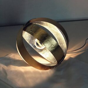 Knikerboker Ecliptika – moderní stolní lampa LED
