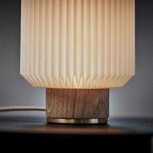 LE KLINT Cylinder stolní lampa, dub světlý, Ø 20cm