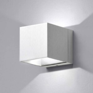 Milan Dau – LED nástěnné světlo v bílé