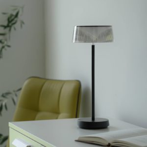 LED stolní lampa Dora, aku, stmívatelná IP44 černá
